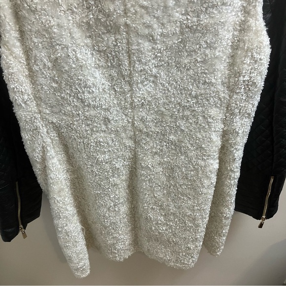 Vince Camuto Shearling Faux Leather Jacket in Cream and Black Medium - Picture 9 of 12